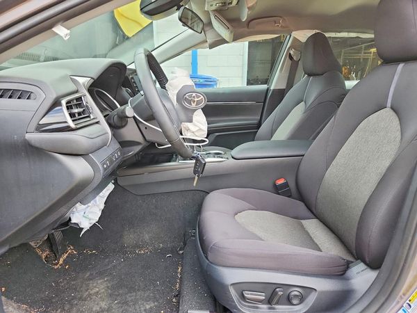2024 TOYOTA CAMRY LE — DENT