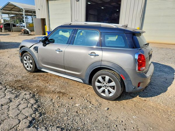 2018 MINI COOPER