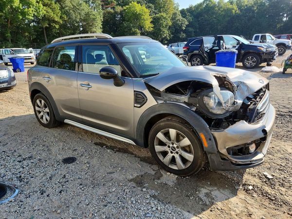 2018 MINI COOPER