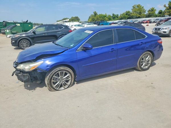 2015 TOYOTA CAMRY