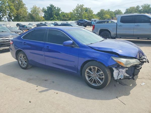 2015 TOYOTA CAMRY