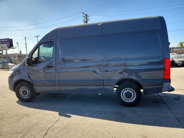 2022 MERCEDES-BENZ SPRINTER 907 (VS30)