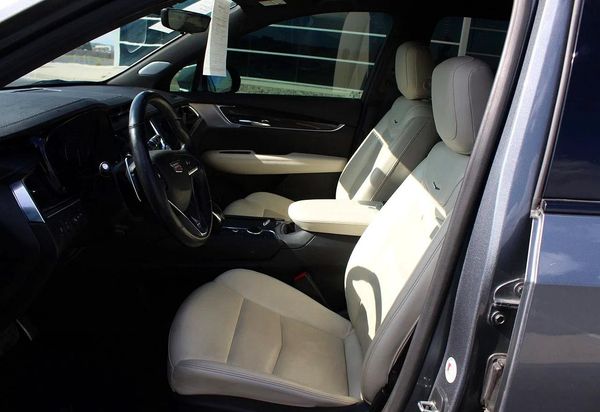 2021 CADILLAC XT6 Sport