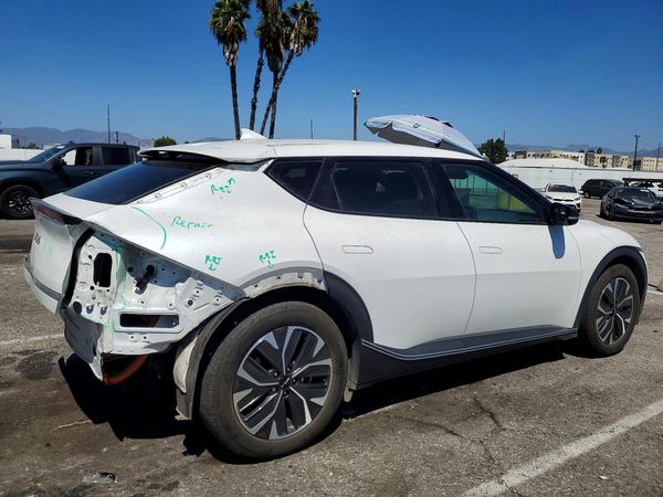 2024 KIA EV6