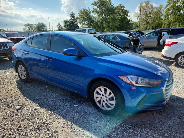 2018 HYUNDAI ELANTRA SE