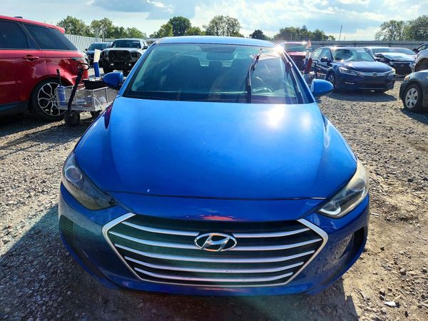 2018 HYUNDAI ELANTRA SE