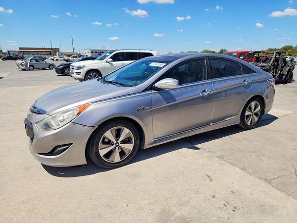 2012 HYUNDAI SONATA