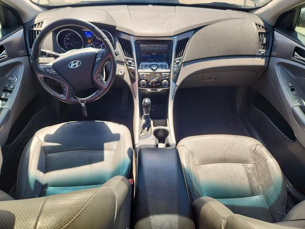 2012 HYUNDAI SONATA Middle level