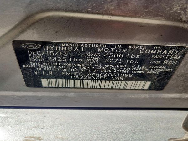 2012 HYUNDAI SONATA Middle level