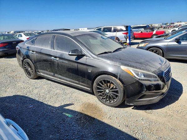 2016 HYUNDAI SONATA GLS (Middle) — Passenger 3/4
