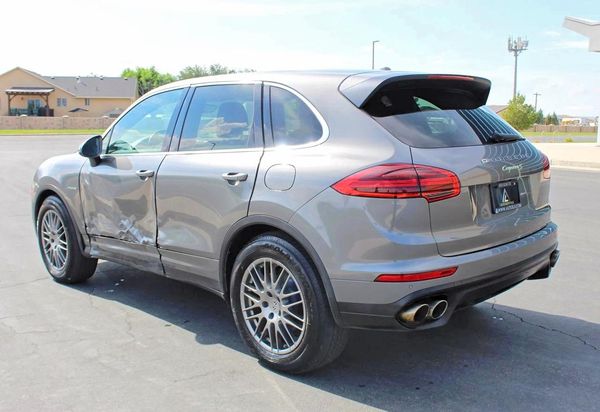 2015 PORSCHE CAYENNE E-Hybrid