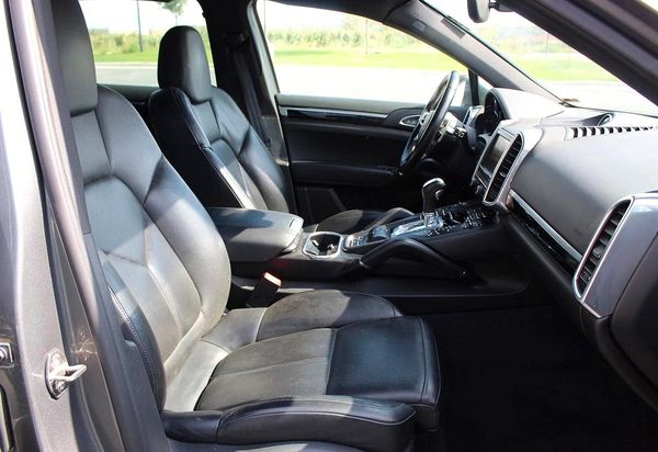 2015 PORSCHE CAYENNE E-Hybrid