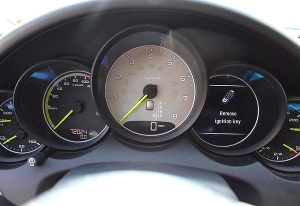 2015 PORSCHE CAYENNE E-Hybrid