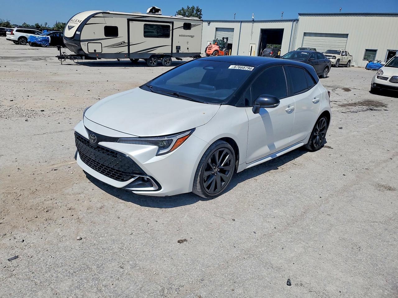 2024 TOYOTA COROLLA