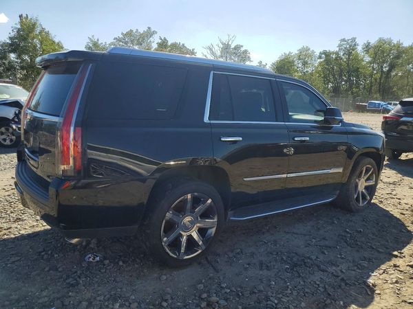 2016 CADILLAC ESCALADE Luxury — PSRA