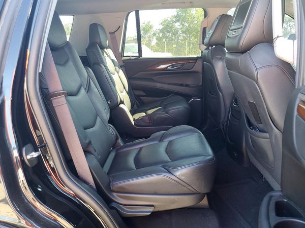 2016 CADILLAC ESCALADE Luxury — PSRS
