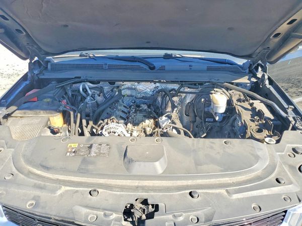 2016 CADILLAC ESCALADE Luxury — Engine bay
