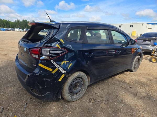 2017 KIA RONDO
