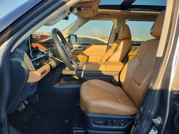2025 INFINITI QX80 Sensory — DENT