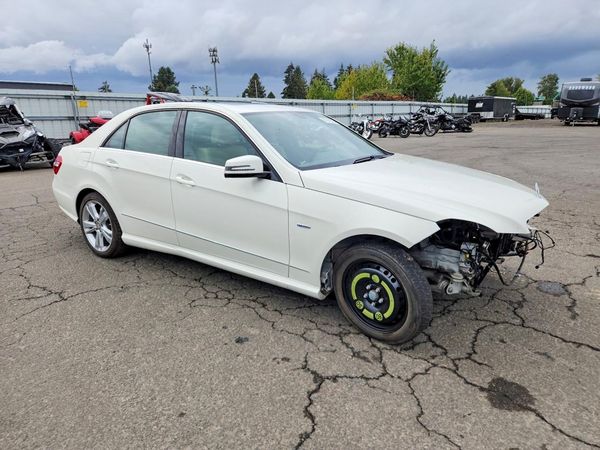 2012 MERCEDES-BENZ E