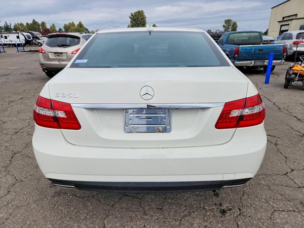 2012 MERCEDES-BENZ E
