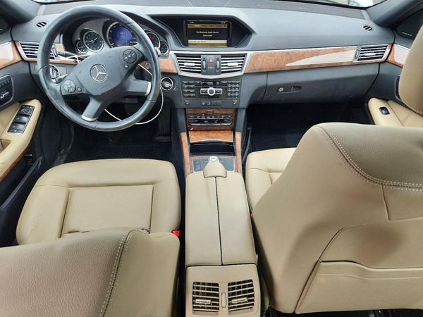 2012 MERCEDES-BENZ E