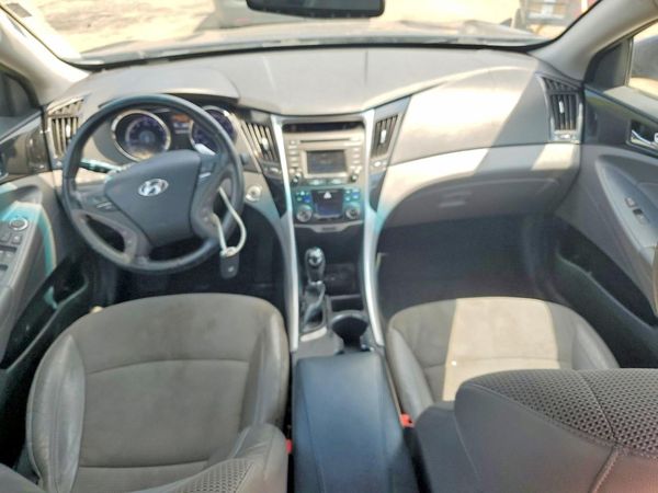 2014 HYUNDAI SONATA