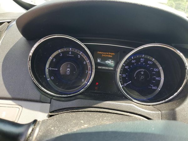 2014 HYUNDAI SONATA