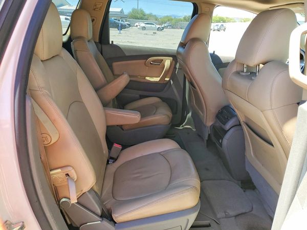 2012 CHEVROLET TRAVERSE 2LT