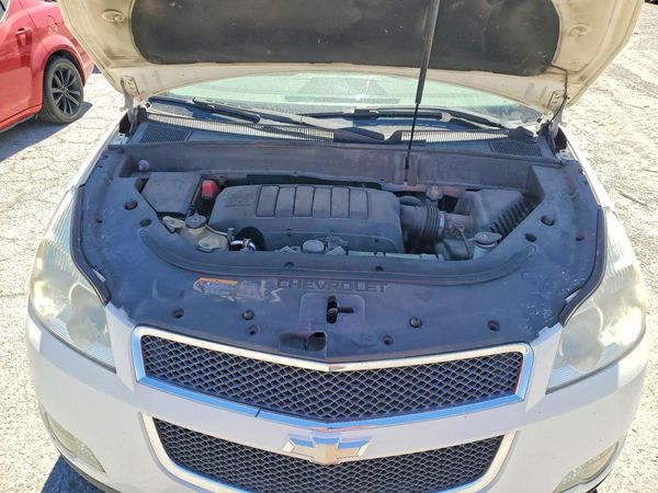 2012 CHEVROLET TRAVERSE 2LT