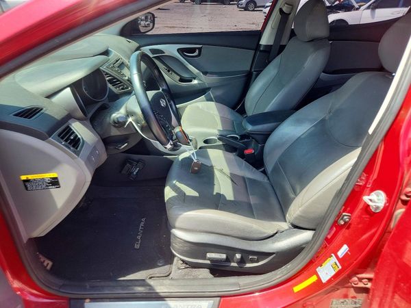 2014 HYUNDAI ELANTRA GLS (Middle)