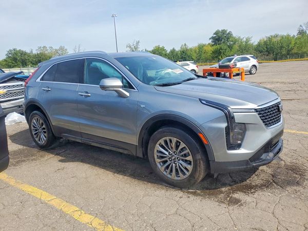 2025 CADILLAC XT4