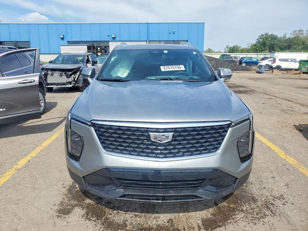 2025 CADILLAC XT4