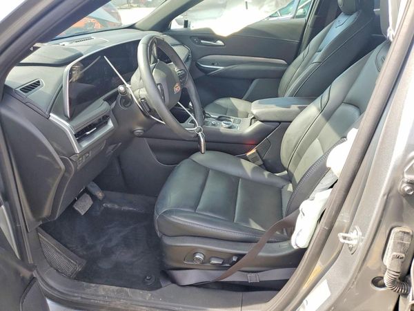 2025 CADILLAC XT4