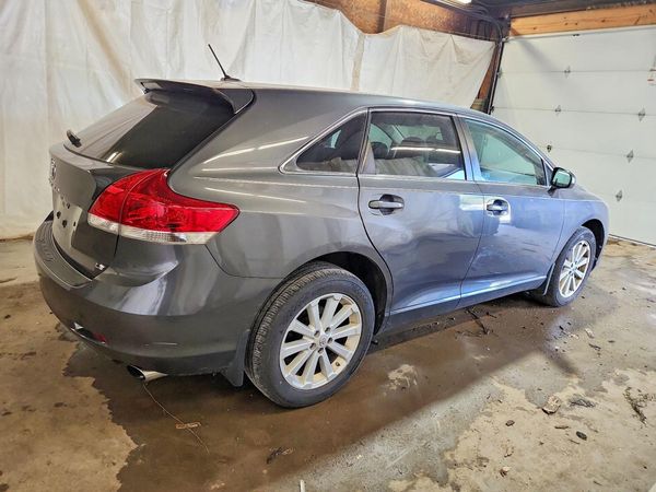 2012 TOYOTA VENZA