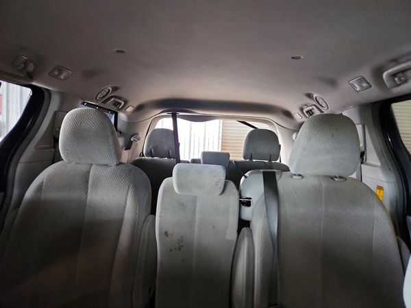 2014 TOYOTA SIENNA
