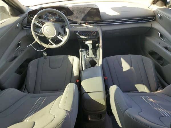 2024 HYUNDAI ELANTRA SEL — CKPT