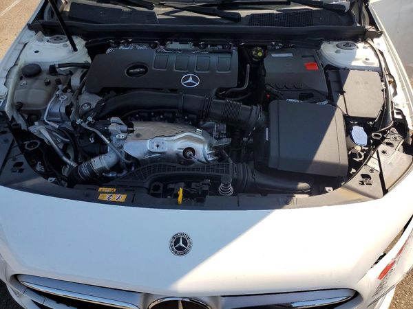2021 MERCEDES-BENZ A A220 — Engine bay