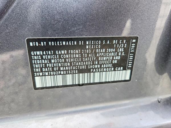 2023 VOLKSWAGEN JETTA SE w/ Sunroof