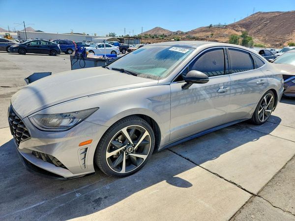 2023 HYUNDAI SONATA SEL Plus