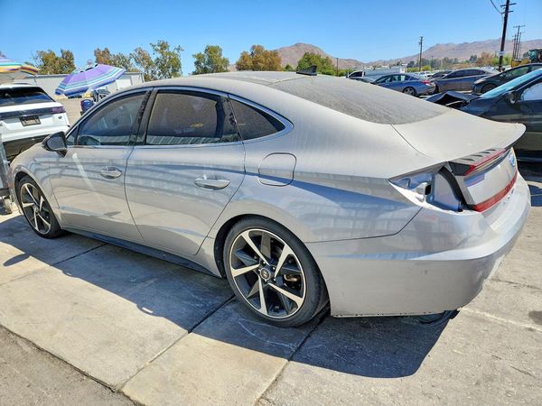 2023 HYUNDAI SONATA SEL Plus