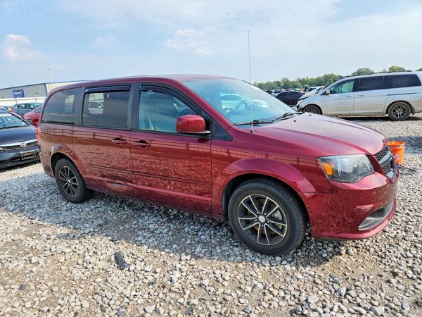 2017 DODGE GRAND CARAVAN — Passenger 3/4