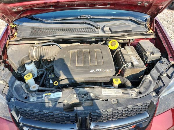 2017 DODGE GRAND CARAVAN — Engine bay