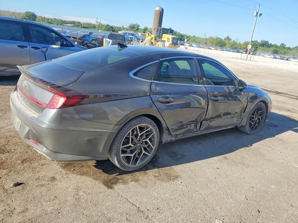 2021 HYUNDAI SONATA
