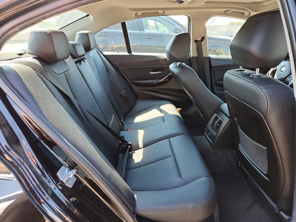 2017 BMW 320
