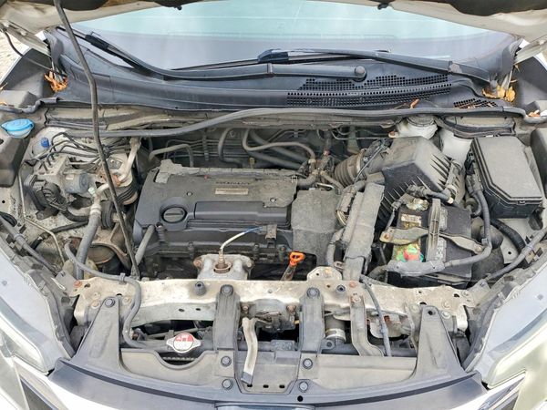 2016 HONDA CRV EX — Engine bay