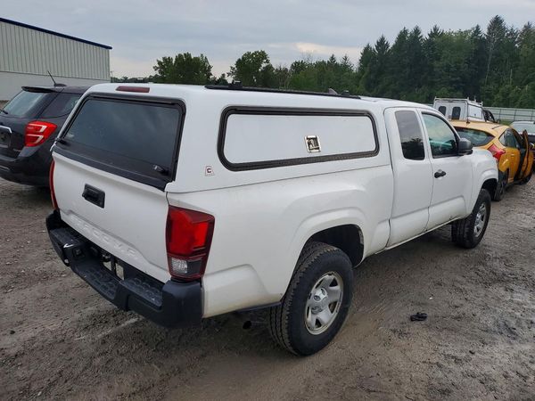 2019 TOYOTA TACOMA SR5
