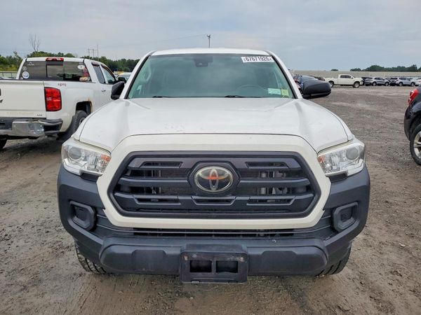 2019 TOYOTA TACOMA SR5