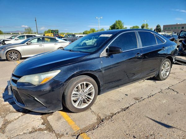 2016 TOYOTA CAMRY