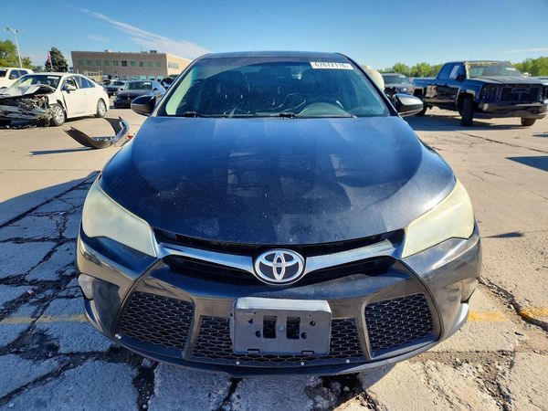 2016 TOYOTA CAMRY